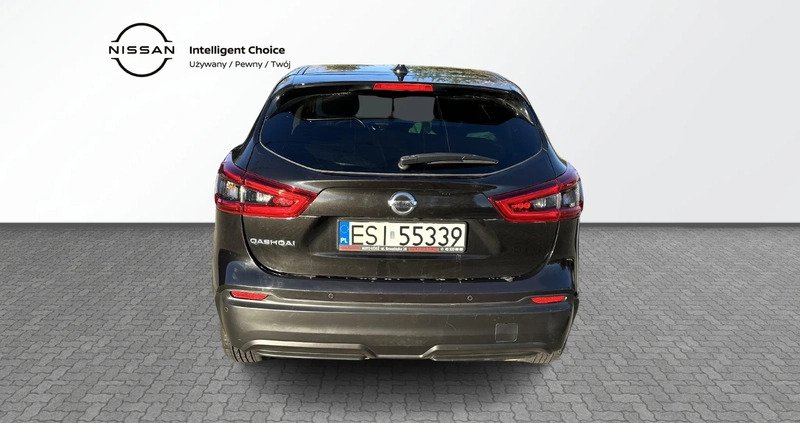 Nissan Qashqai cena 75200 przebieg: 71750, rok produkcji 2018 z Rzgów małe 92